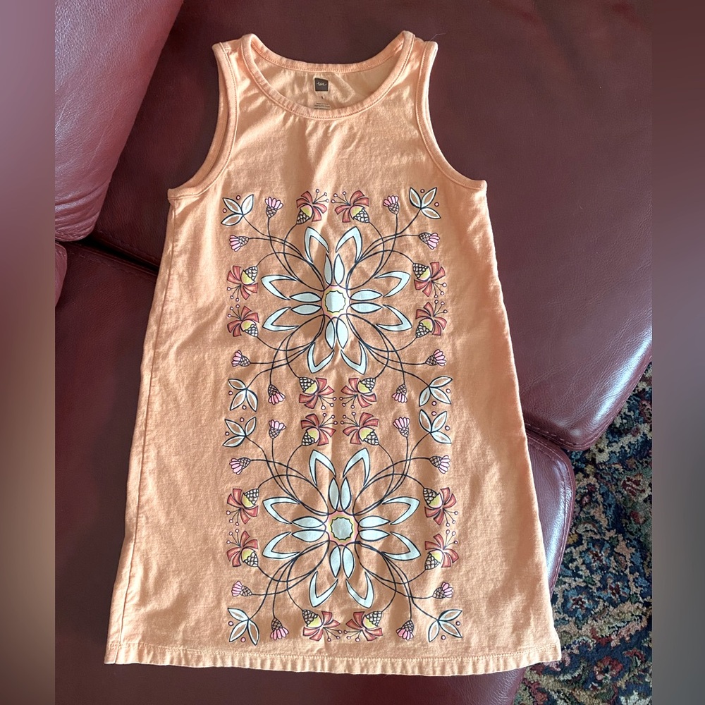 Tangerine, Floral Print Sleeveless dress by Tea Collective, Size 6
